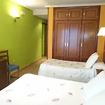 Tierra De Lobos Hotel 3*