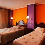 Hotel Tierra De Lobos 3*