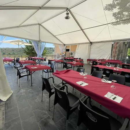 Hotel Tierra De Lobos