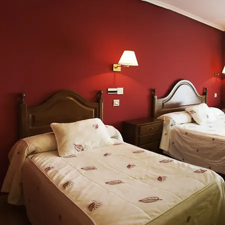 Tierra De Lobos Puebla de Sanabria