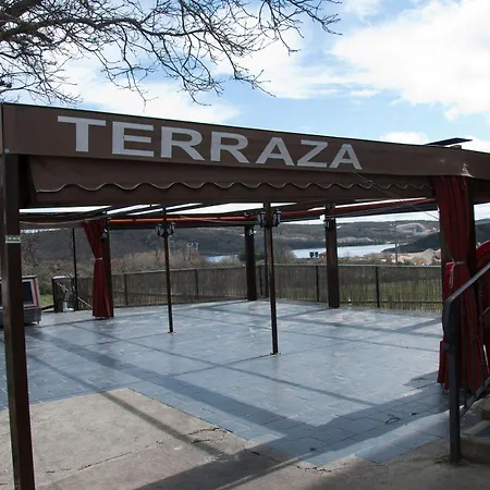 Tierra De Lobos 3* 푸에블라 데 사나브리아