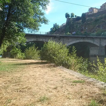 Tierra De Lobos Puebla de Sanabria