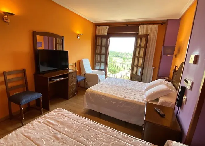 Hotel Tierra De Lobos Puebla de Sanabria