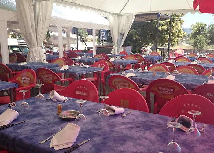 Tierra De Lobos Hotel 3*