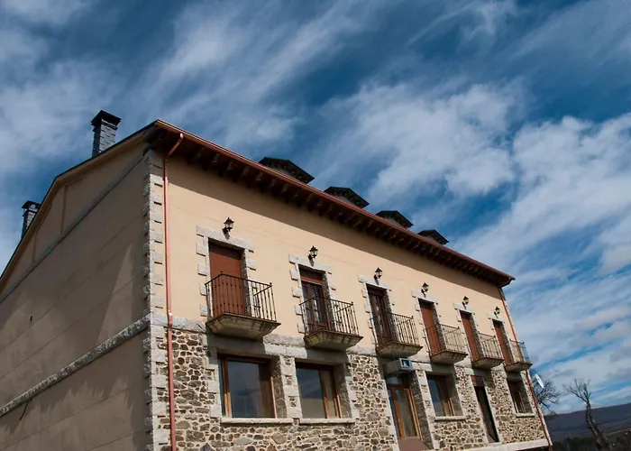 Tierra De Lobos 호텔 푸에블라 데 사나브리아