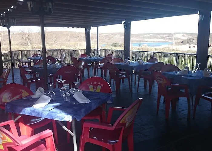 호텔 Tierra De Lobos 3*