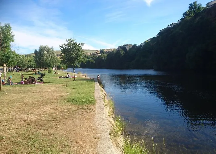 Hotel Tierra De Lobos